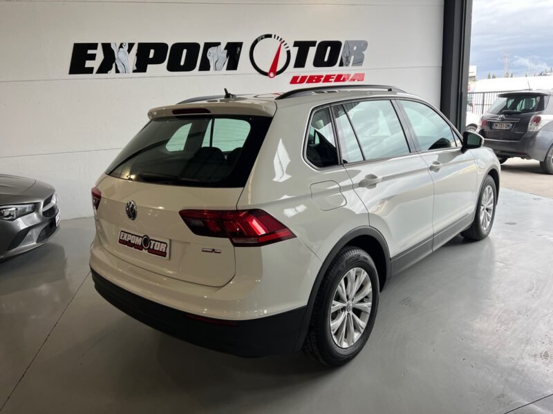 VOLKSWAGEN TIGUAN ADVANCE