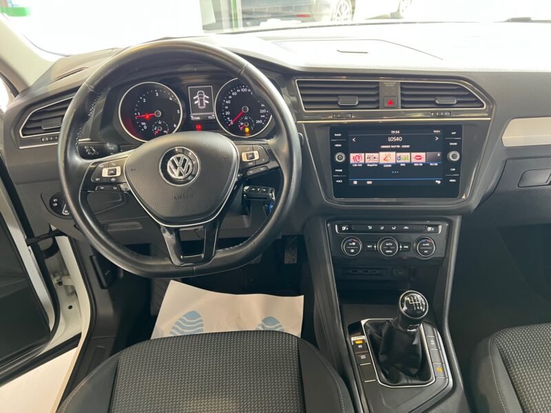 VOLKSWAGEN TIGUAN ADVANCE