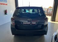 TOYOTA VERSO ADVANCE
