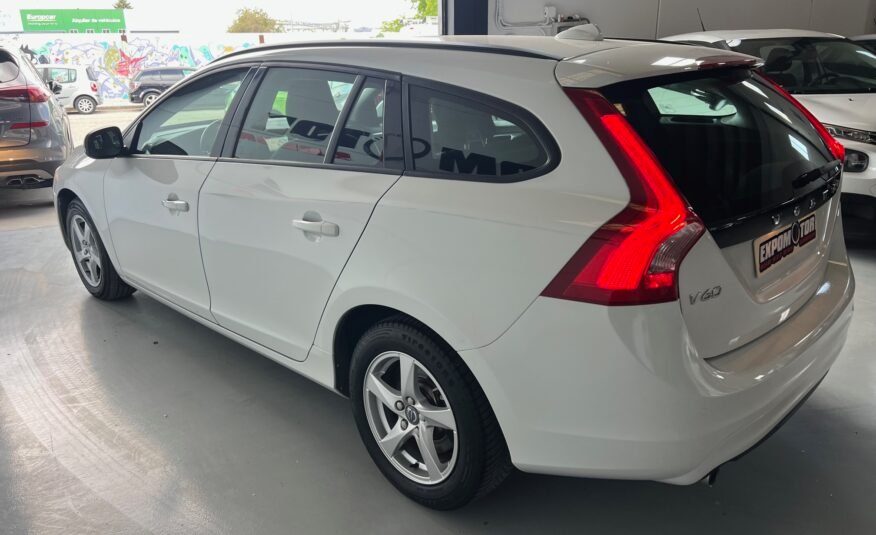 VOLVO V60 2.0 D2 KINETIC