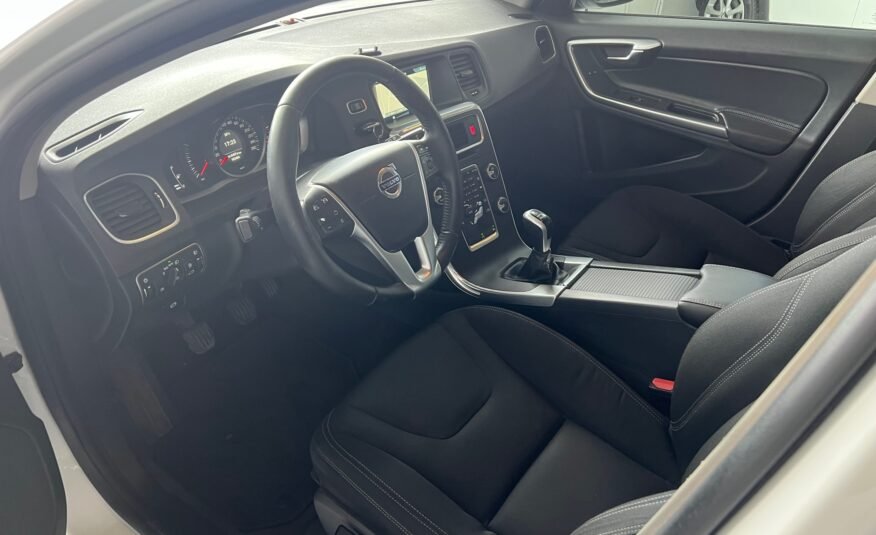 VOLVO V60 2.0 D2 KINETIC