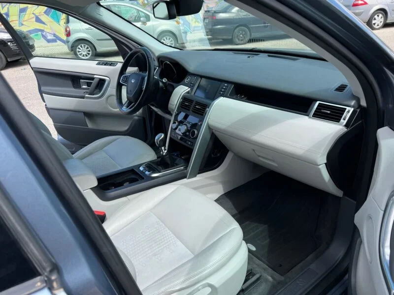 LAND-ROVER DISCOVERY SPORT