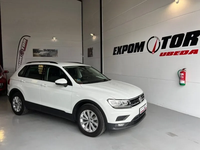 VOLKSWAGEN TIGUAN ADVANCE