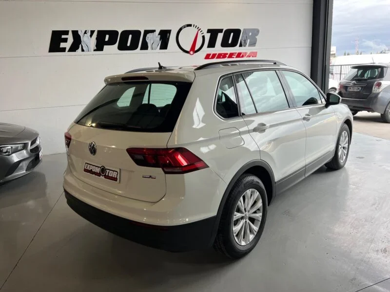 VOLKSWAGEN TIGUAN ADVANCE