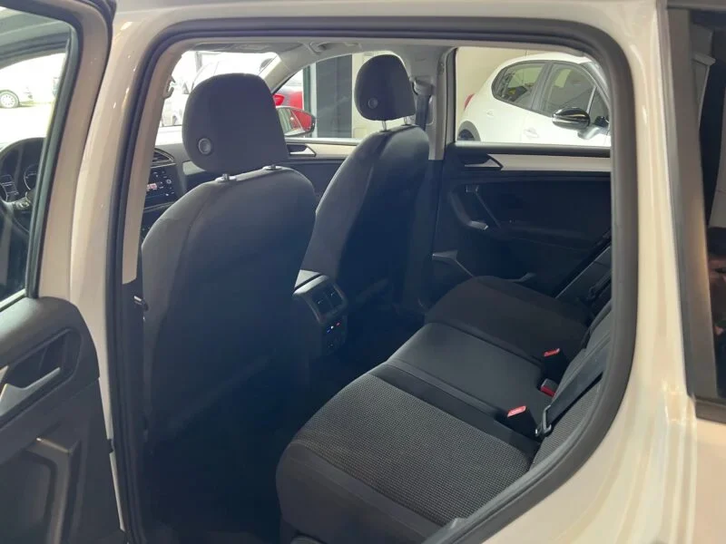 VOLKSWAGEN TIGUAN ADVANCE