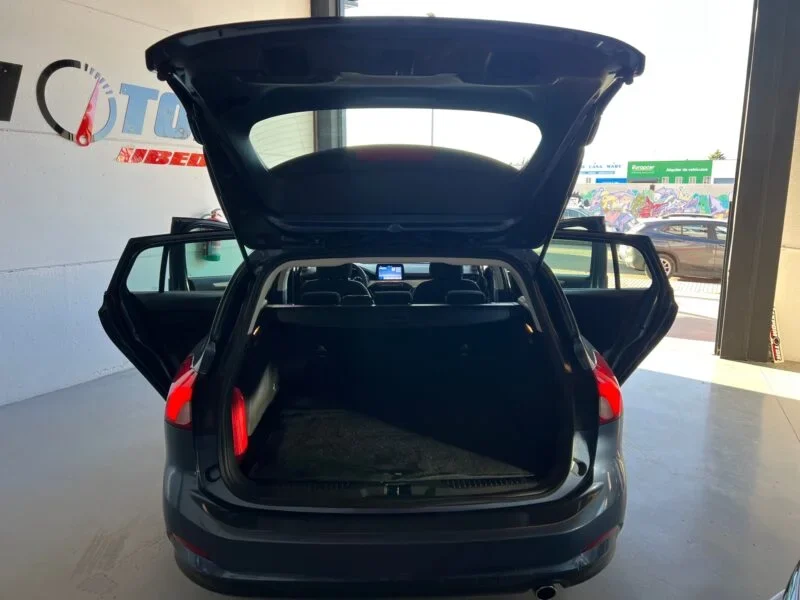 FORD FOCUS SB TREND EDITION