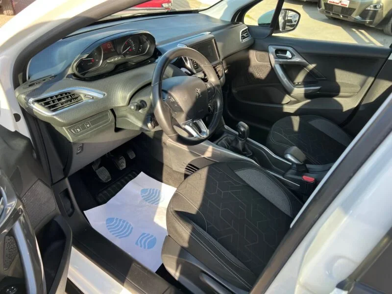 PEUGEOT 2008 1.5 HDI ACTIVE