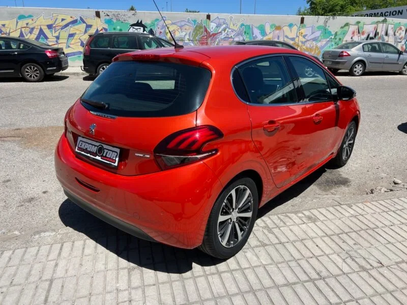 PEUGEOT 208 1.2 GASOLINA