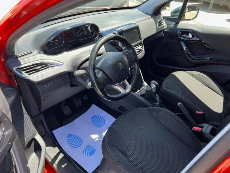 PEUGEOT 208 1.2 GASOLINA