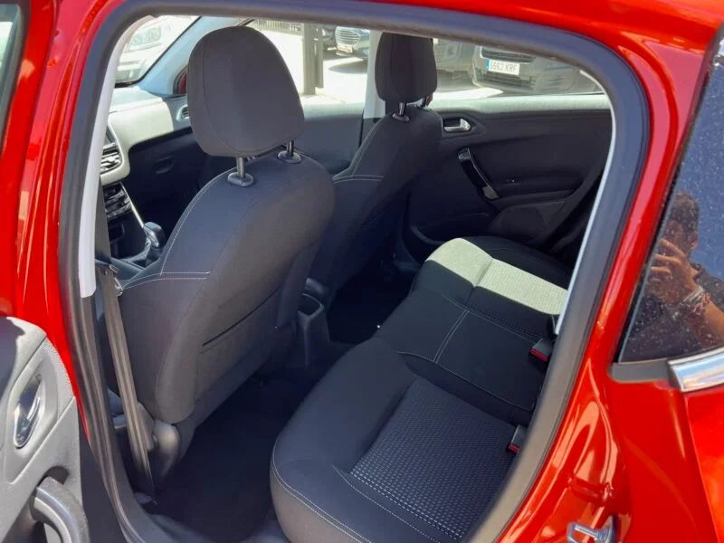 PEUGEOT 208 1.2 GASOLINA