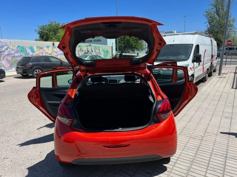 PEUGEOT 208 1.2 GASOLINA