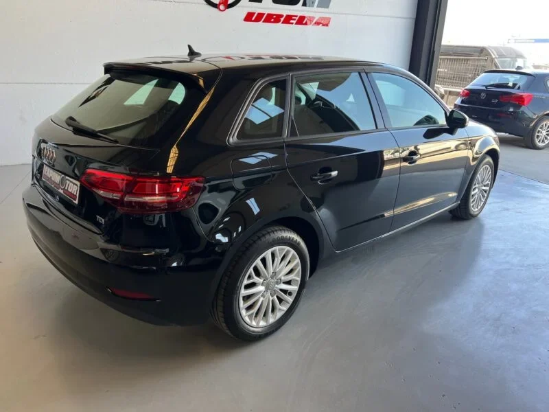 AUDI A3 SPORTBACK 30 TDI STRONIC