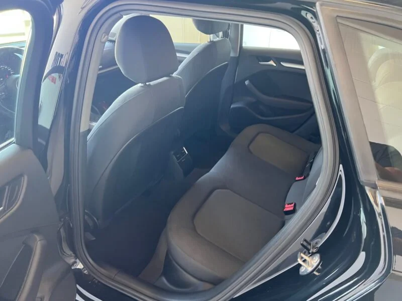 AUDI A3 SPORTBACK 30 TDI STRONIC