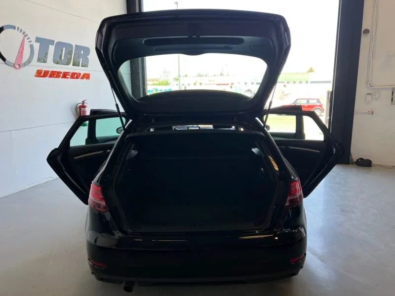 AUDI A3 SPORTBACK 30 TDI STRONIC