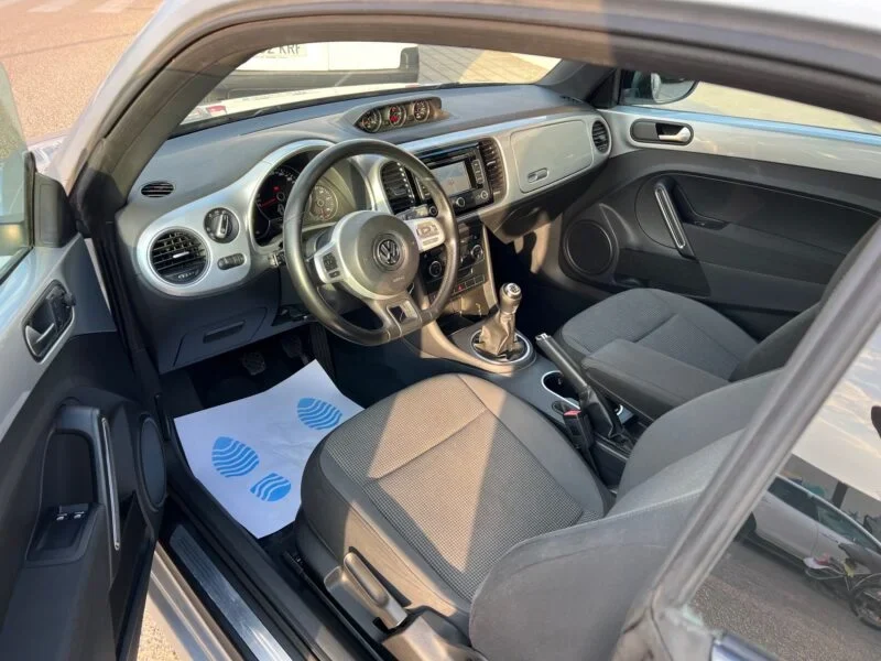 VOLKSWAGEN BEETLE DESING