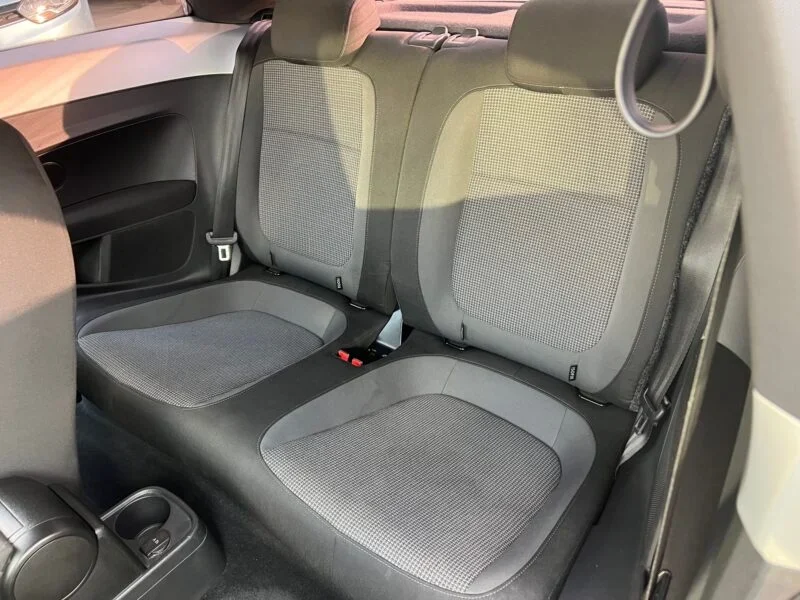 VOLKSWAGEN BEETLE DESING