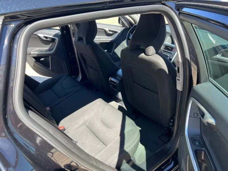 VOLVO V60 2.0 D2 KINETIC