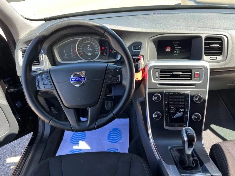 VOLVO V60 2.0 D2 KINETIC