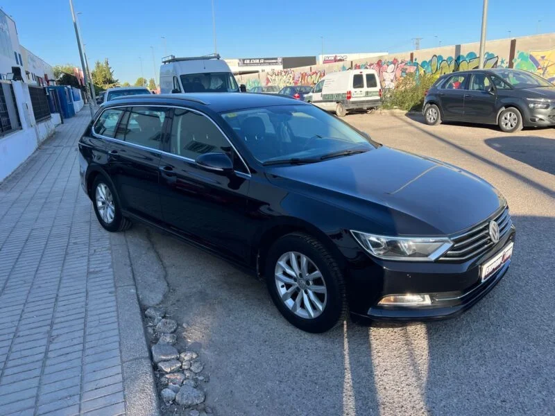 VOLKSWAGEN PASSAT VARIANT
