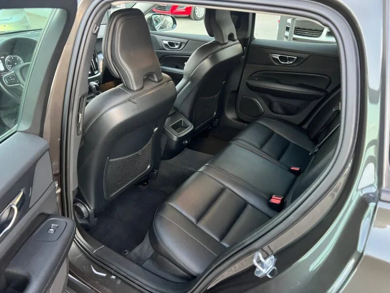 VOLVO V60 D3 KINETIC