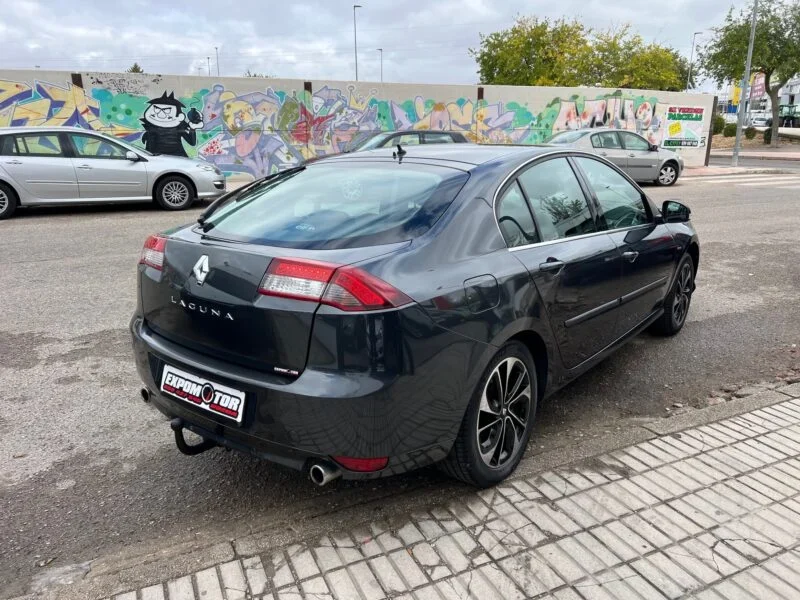 RENAULT LAGUNA BOSE EDITION