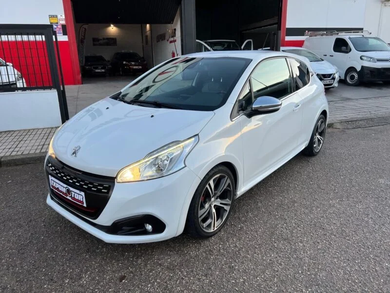 PEUGEOT 208 GTI