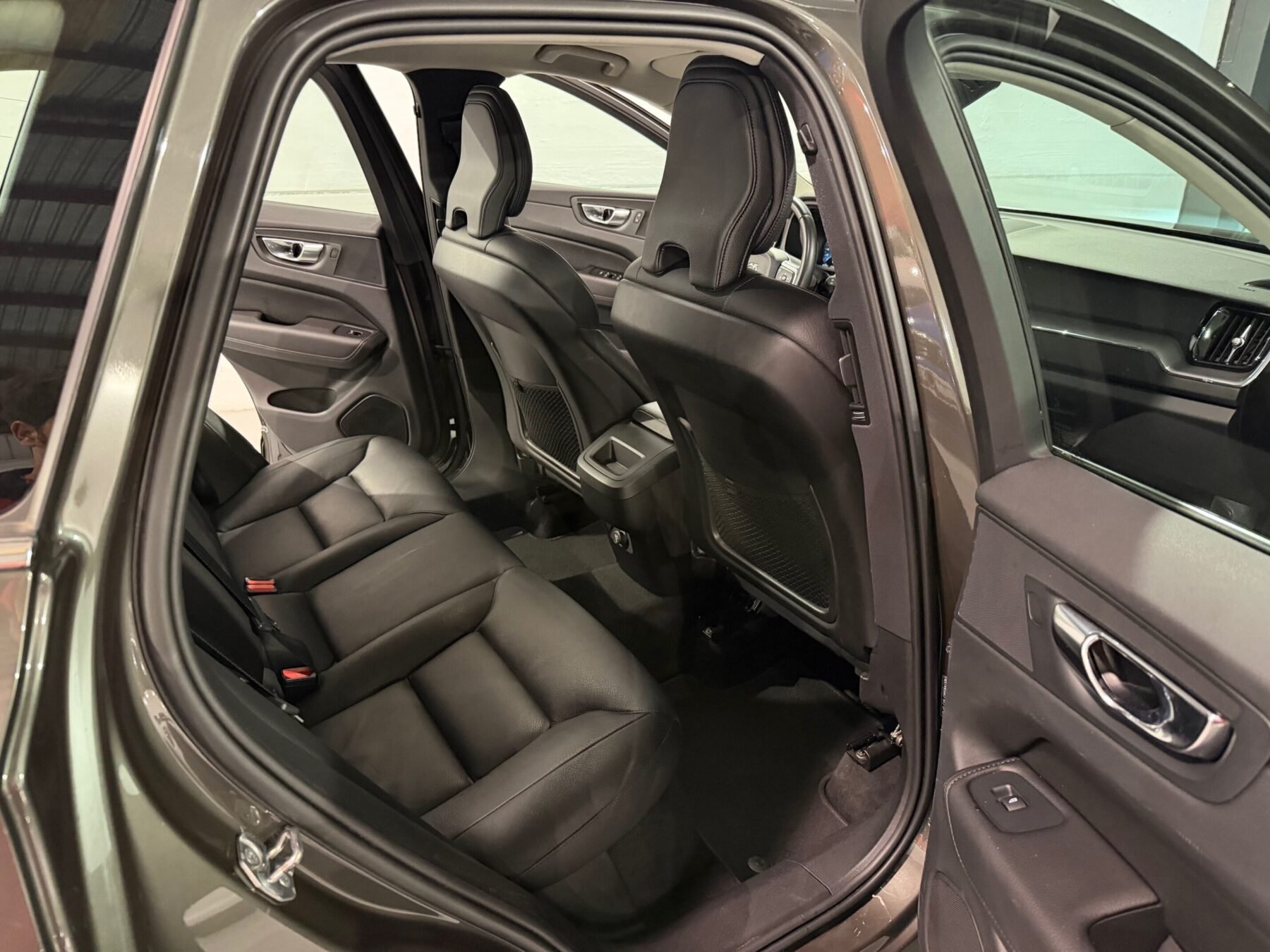 VOLVO D4 MOMENTUM 190CV