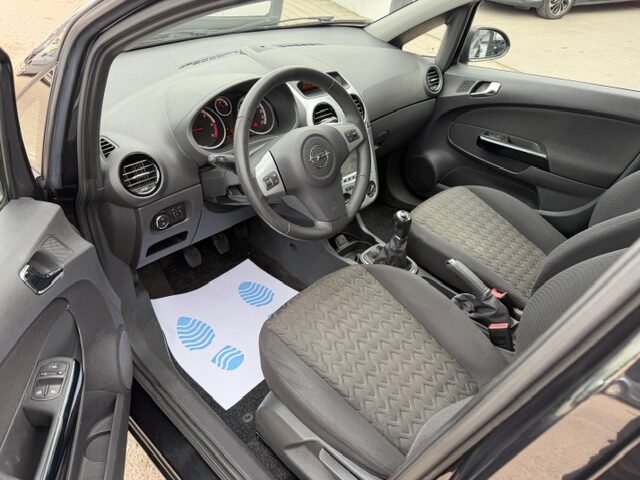 OPEL CORSA SELECTIVE