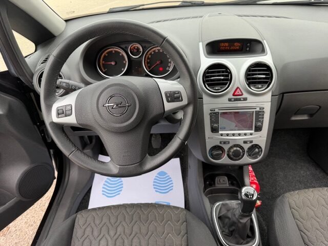 OPEL CORSA SELECTIVE