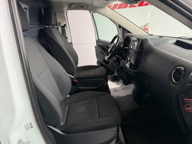 MERCEDES-BENZ VITO PROFESIONAL