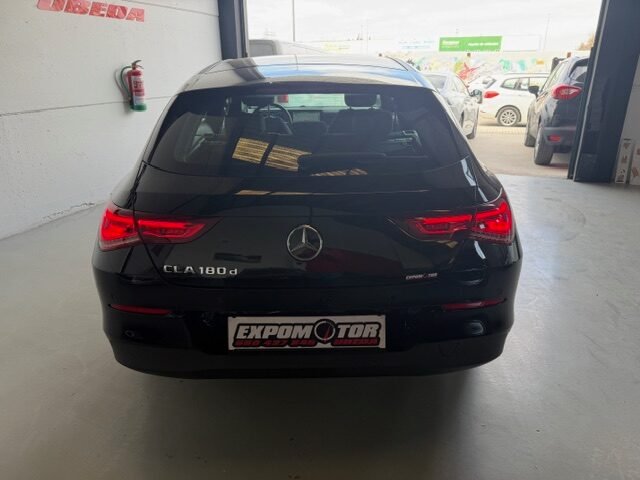 MERCEDES-BENZ SHOTTING BREAK 