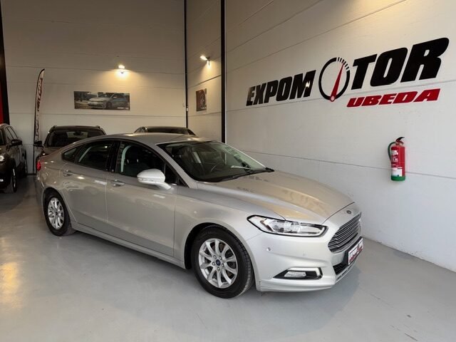 FORD MONDEO TITANIUM