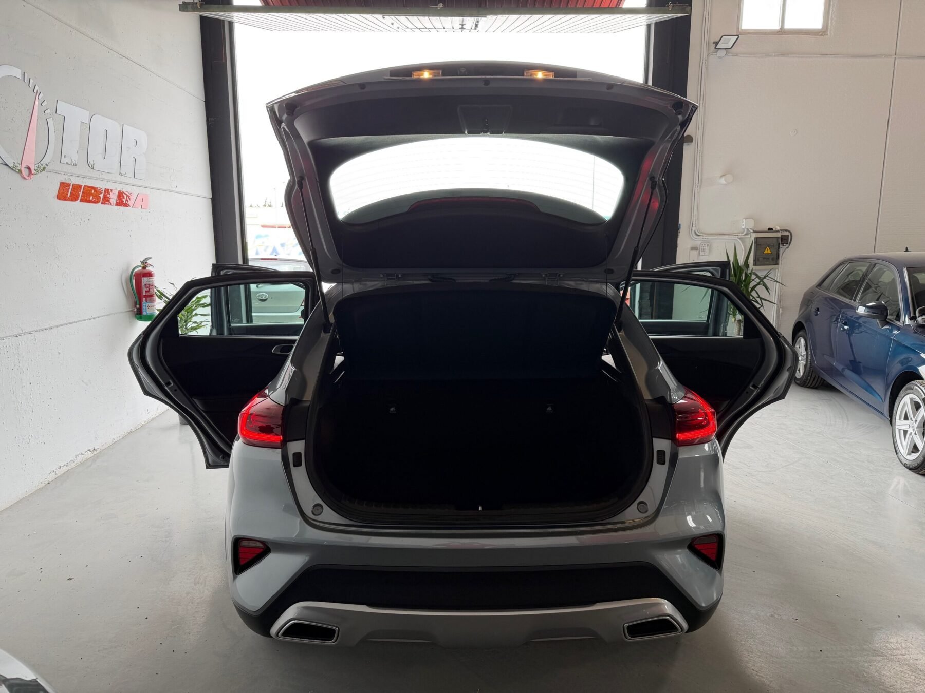 KIA XCEED DRIVE