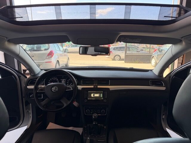 SKODA SUPER B 1600TDI