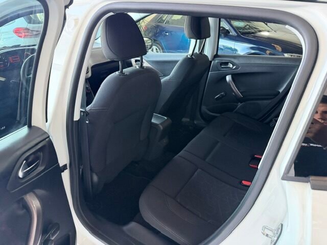 PEUGEOT 2008 STYLE