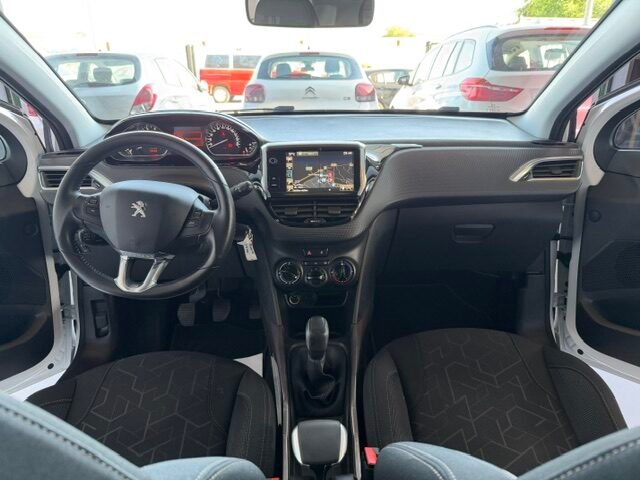 PEUGEOT 2008 STYLE