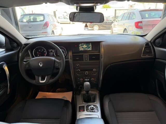 RENAULT LATITUDE
