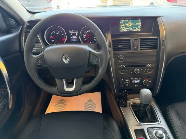 RENAULT LATITUDE