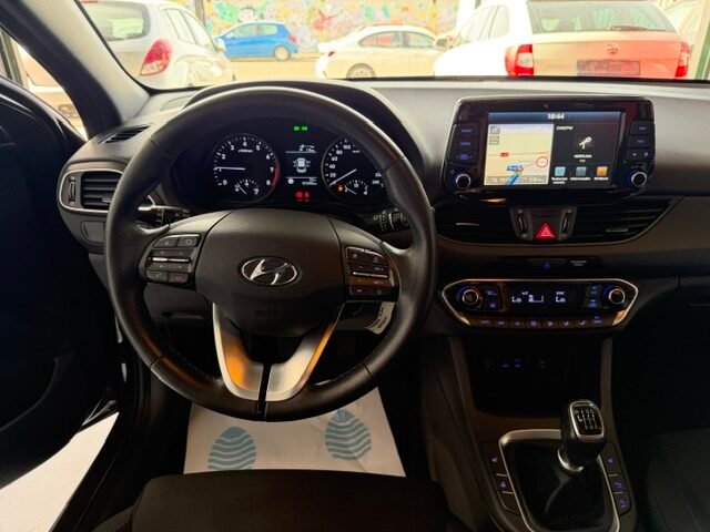 HYUNDAI I30  TGDI