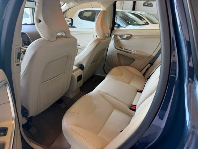 VOLVO XC60 2.4 D5 4X4