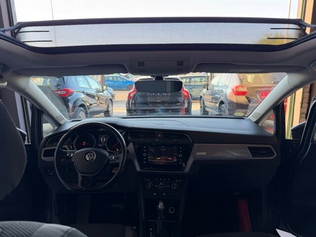 VOLKSWAGEN TOURAN 1.6 TDI