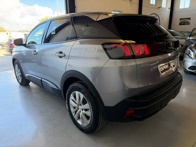 PEUGEOT 3008 1.5 HDI 