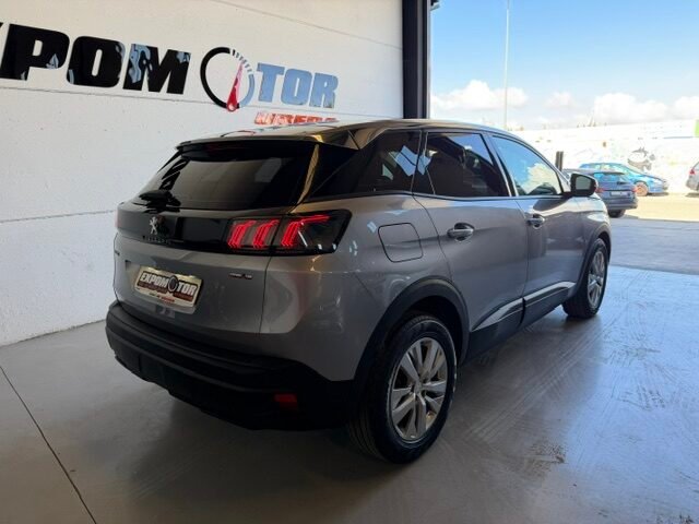 PEUGEOT 3008 1.5 HDI 