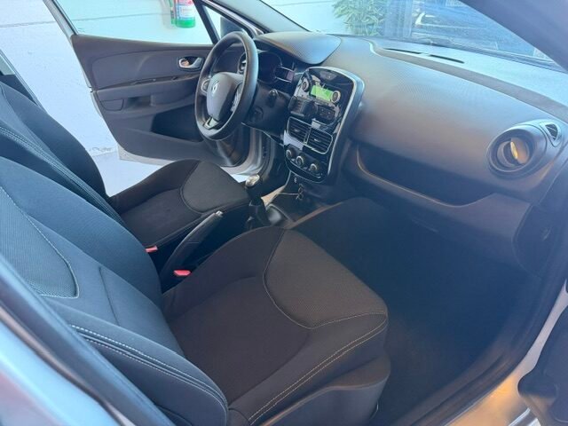 RENAULT CLIO 1.5 DCI 